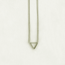 シルバーネックレス三角モチーフ